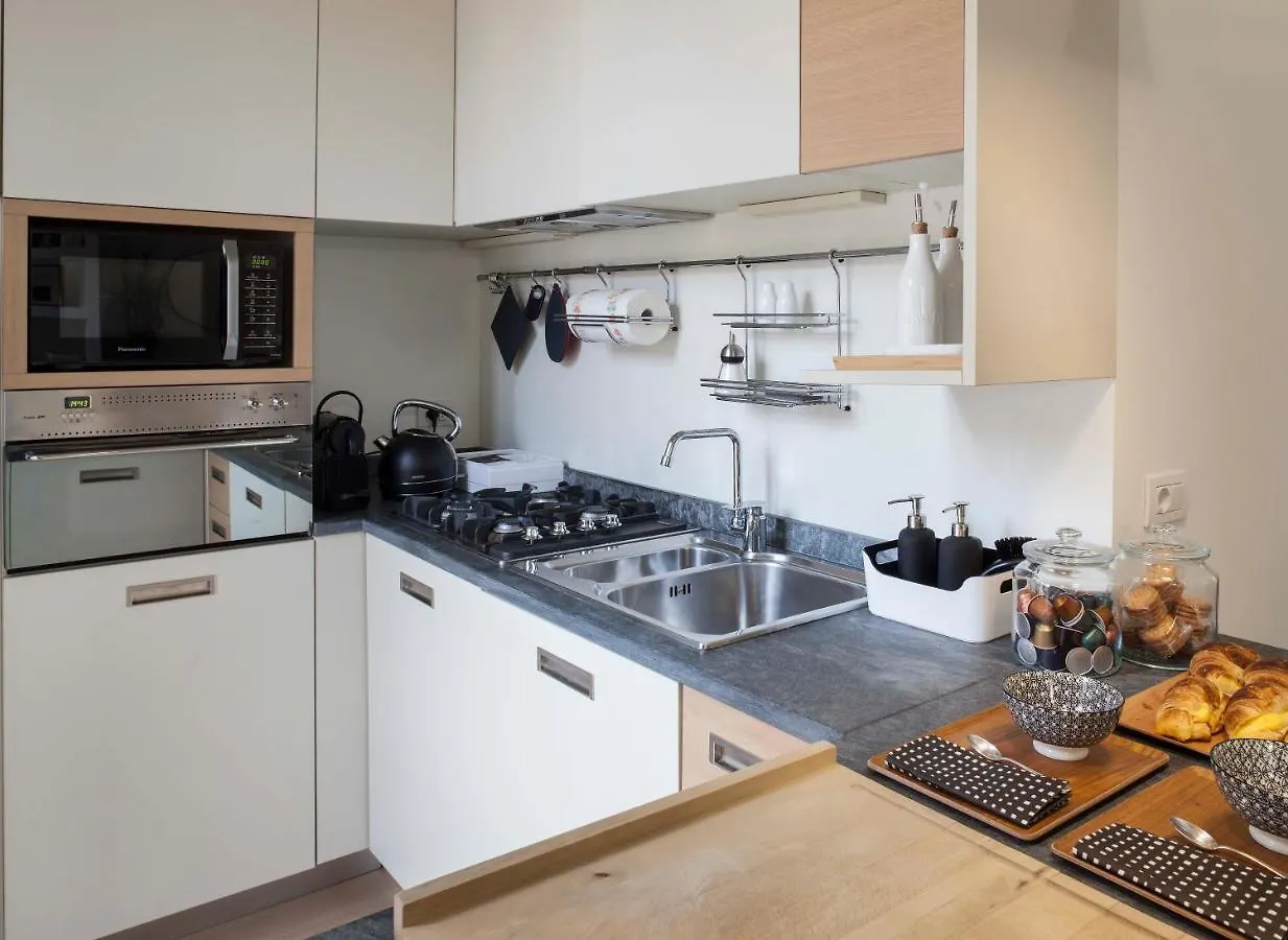 Διαμέρισμα Lily Pads -Elegant Apartment- In The City Center Μιλάνο