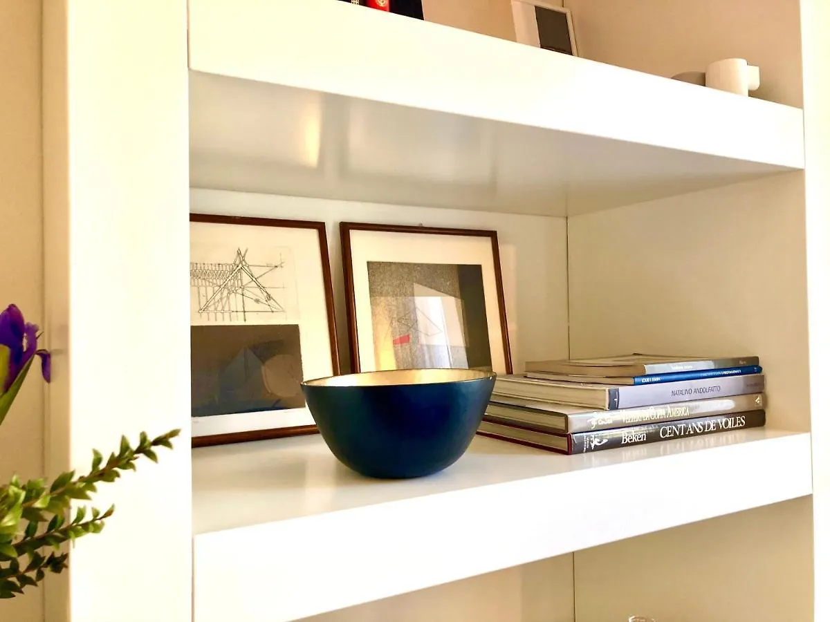 Διαμέρισμα Lily Pads -Elegant Apartment- In The City Center Μιλάνο